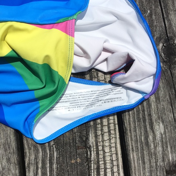 Stripe scoop rainbow one piece L Forever 21 - Picture 4 of 8